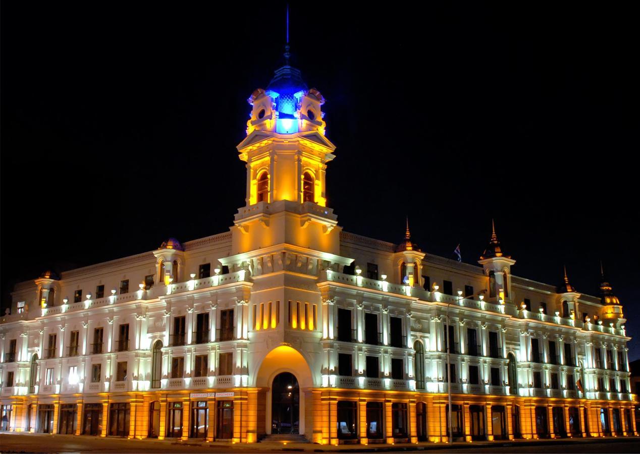 Boutique Hotel 32 Batumi Exteriör bild